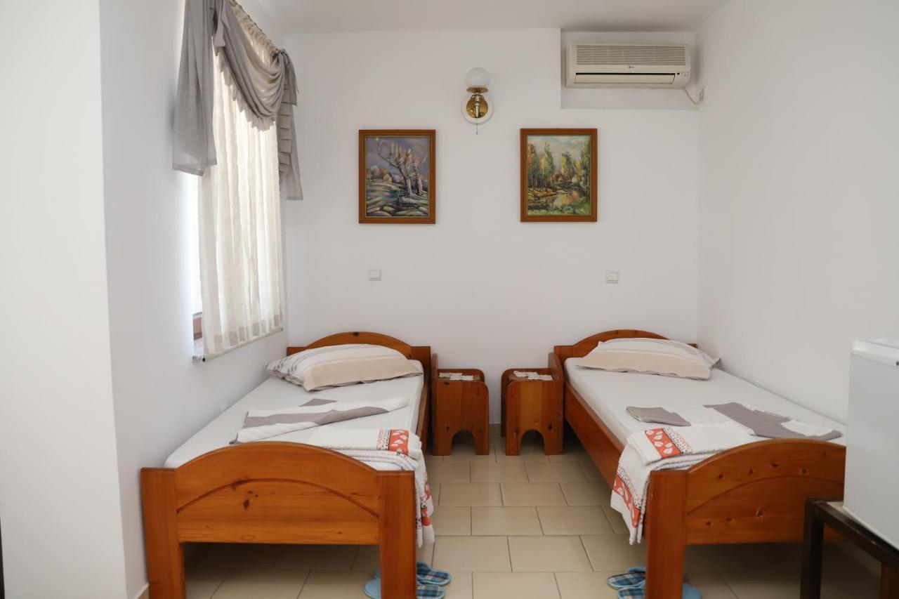 Hotel Mishel Kocherinovo ภายนอก รูปภาพ