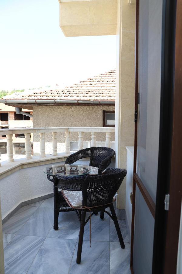 Hotel Mishel Kocherinovo ภายนอก รูปภาพ