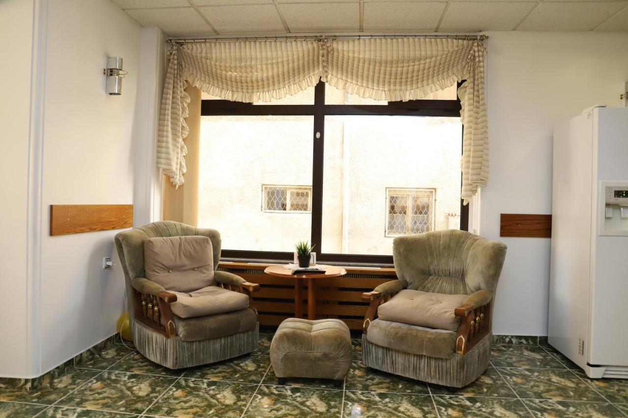 Hotel Mishel Kocherinovo ภายนอก รูปภาพ