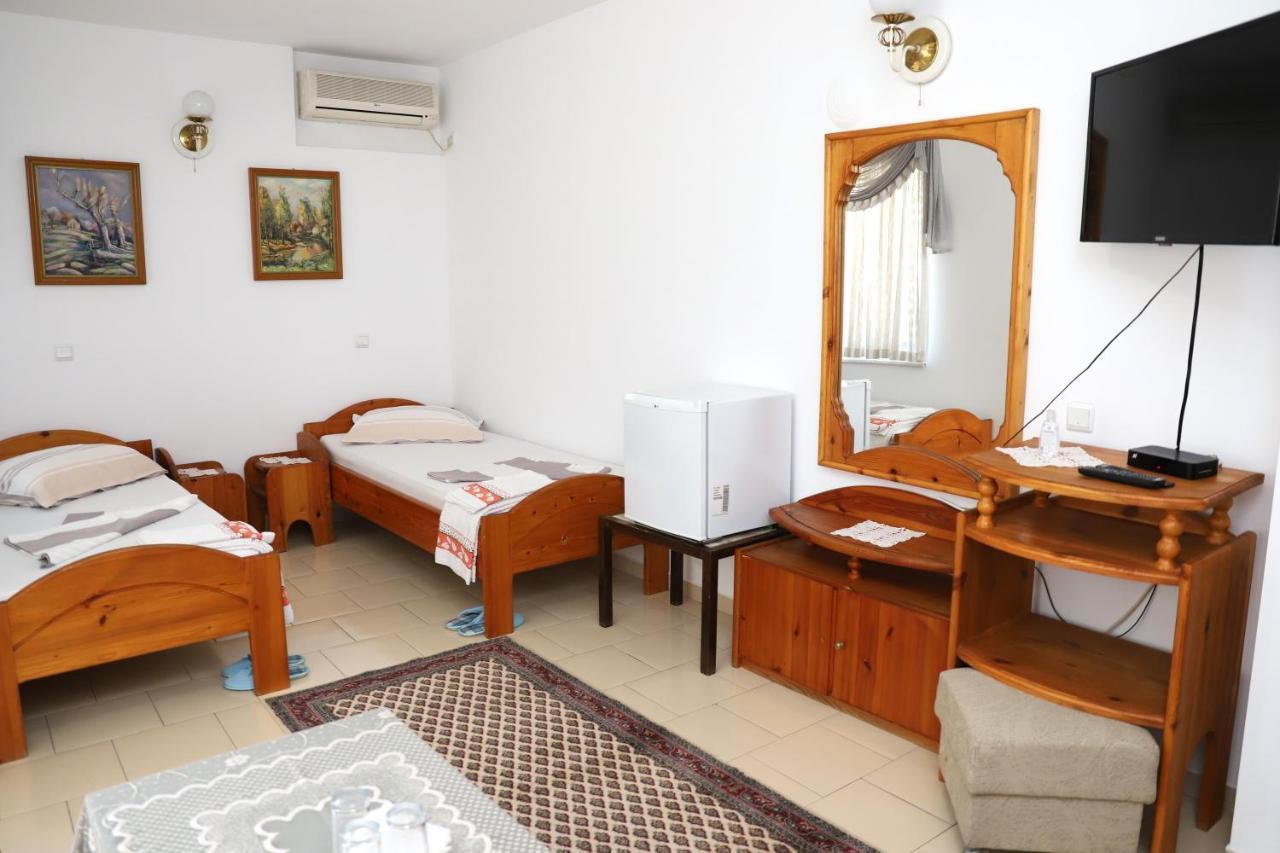 Hotel Mishel Kocherinovo ภายนอก รูปภาพ