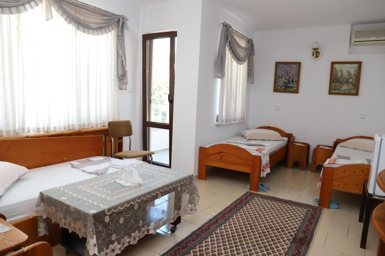 Hotel Mishel Kocherinovo ภายนอก รูปภาพ