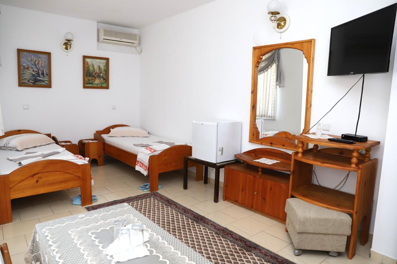 Hotel Mishel Kocherinovo ภายนอก รูปภาพ