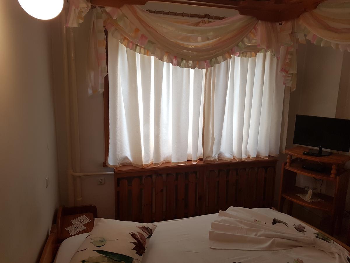 Hotel Mishel Kocherinovo ภายนอก รูปภาพ